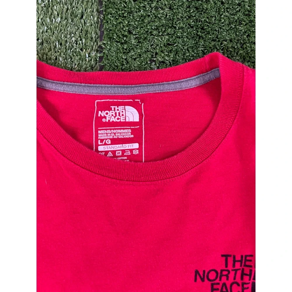 The North Face Mens Red Graphic Long Sleeve Tee Shirt Large Standard‎ Fit